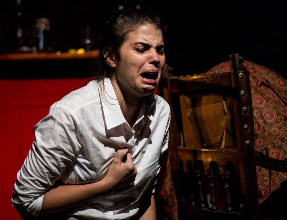 Casandra Está Insolada stage image