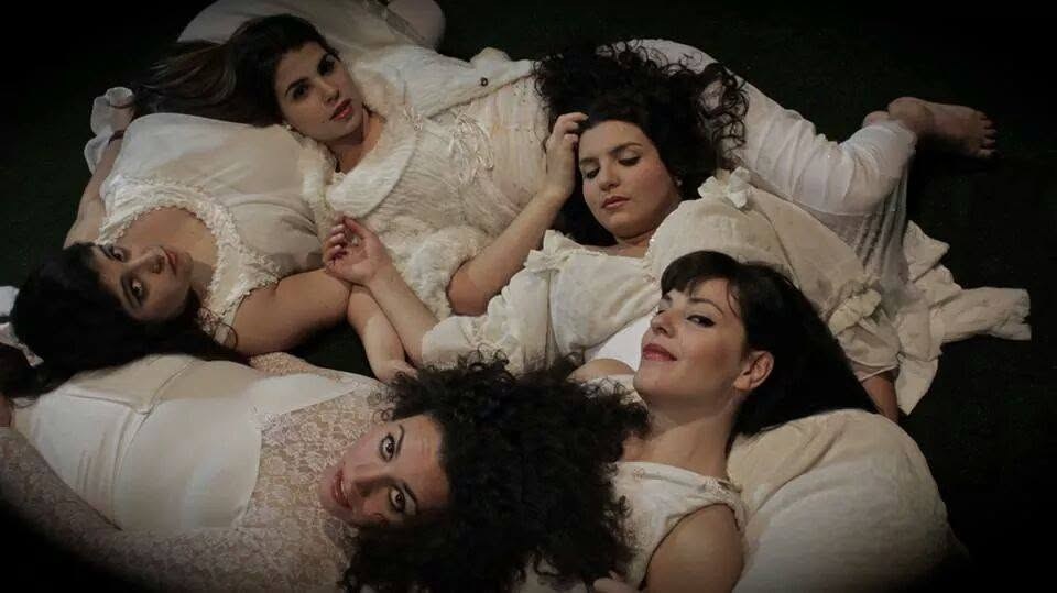 Nosotras group performance image